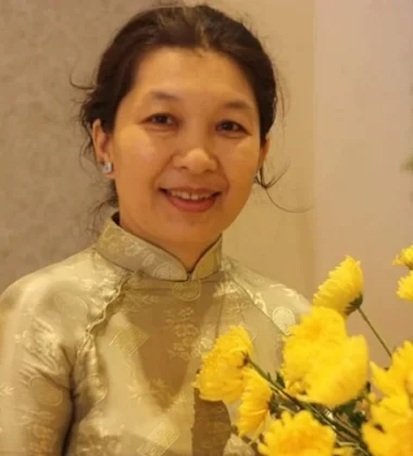 Chủ nhiệm Hội quán các Bà Mẹ: Trăn trở gìn giữ linh hồn của lụa Việt